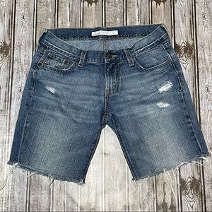 Old Navy Women's Cut Off Denim Jean Shorts - Sz 6 Regular